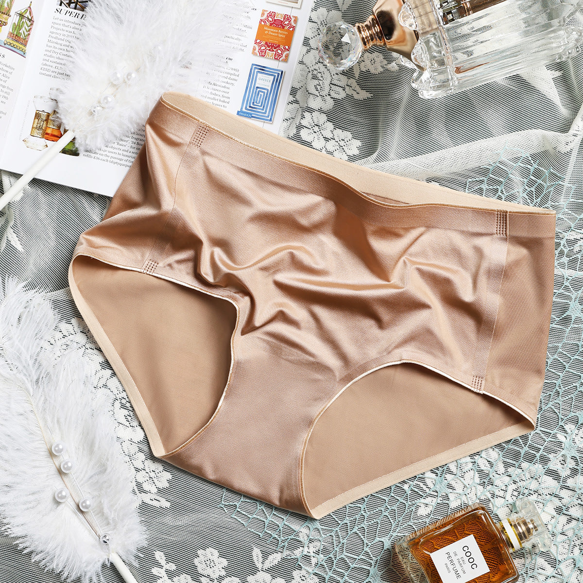Antibacterial Modal Crotch Seamless Hip Lifting Breathable Briefs