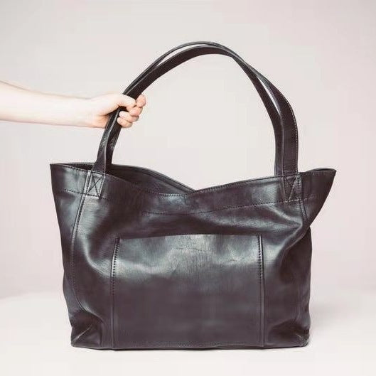 Women's Large Capacity Oil Wax Shoulder Bag