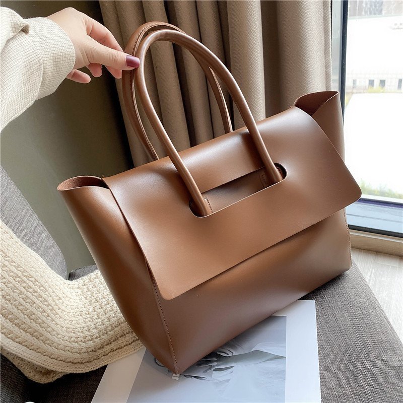 Fashionable Women's Tote Shoulder Bags