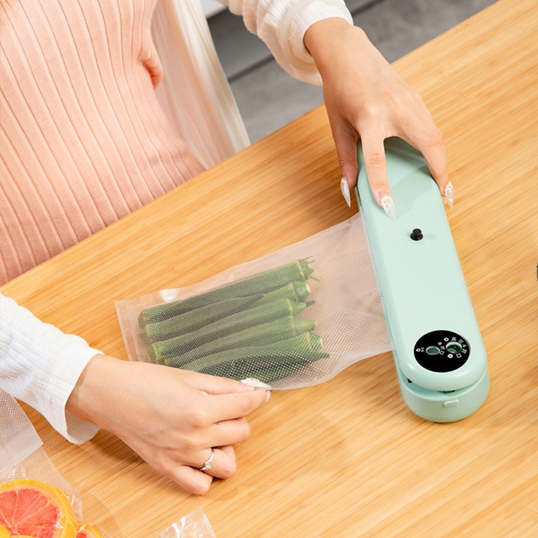 Small Household Food Packaging Vacuum Sealing Machine – Keep Food Fresh Longer