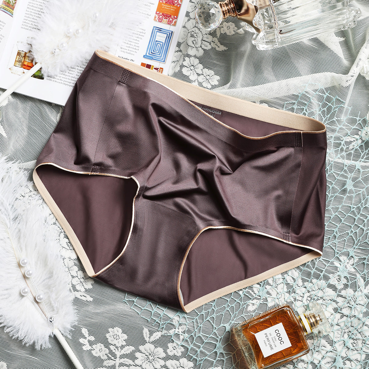 Antibacterial Modal Crotch Seamless Hip Lifting Breathable Briefs