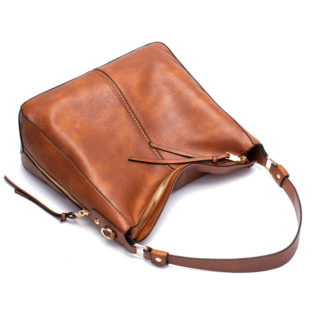 Hobo High Capacity For Commuting Crossbody Shoulder Bag