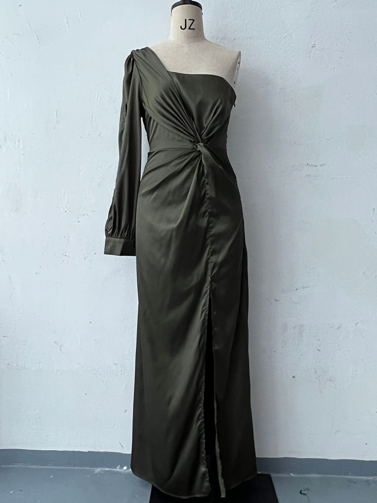 One-Shoulder Split Party Dress – Long-Sleeved Slim Fit | Infinity Bazaar