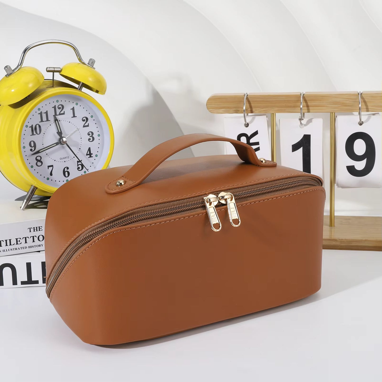 Travel Makeup Bag With Divider And Handle, Portable PU Leather Waterproof Toiletry Bag, Large Capacity Cosmetic Bags For Women