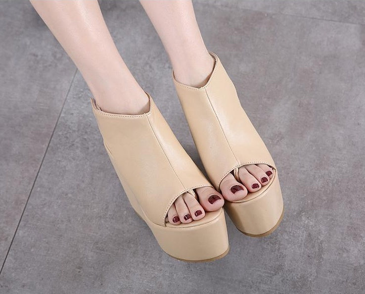 Stylish wild wedge sandals