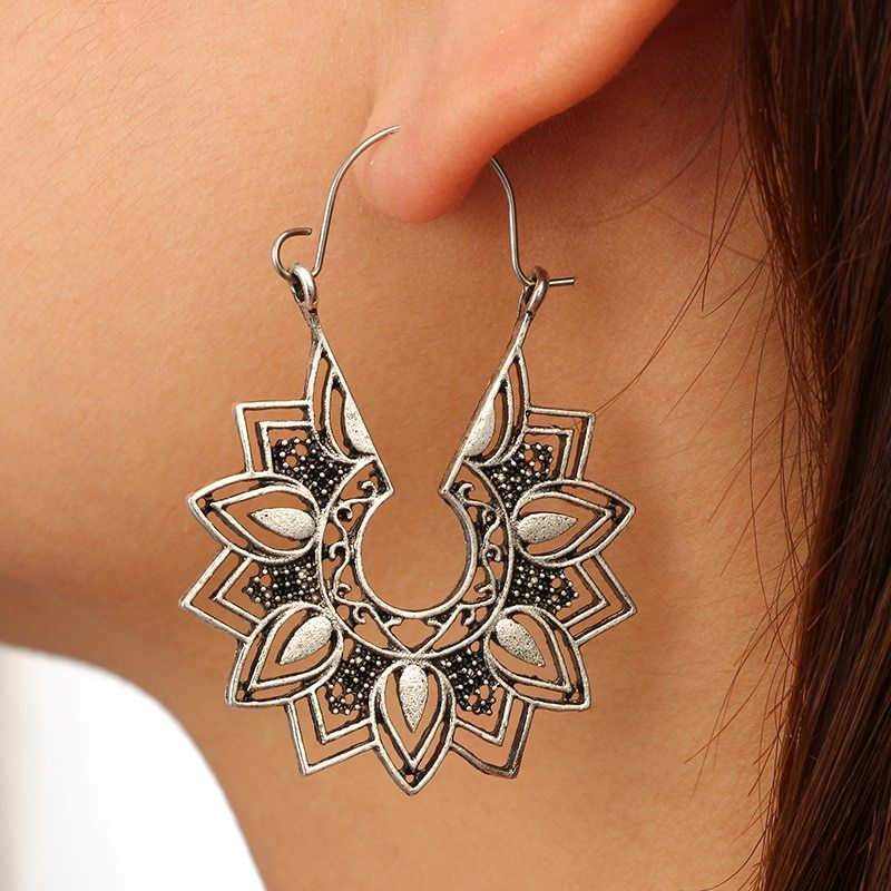 Bohemian ethnic style geometric earrings