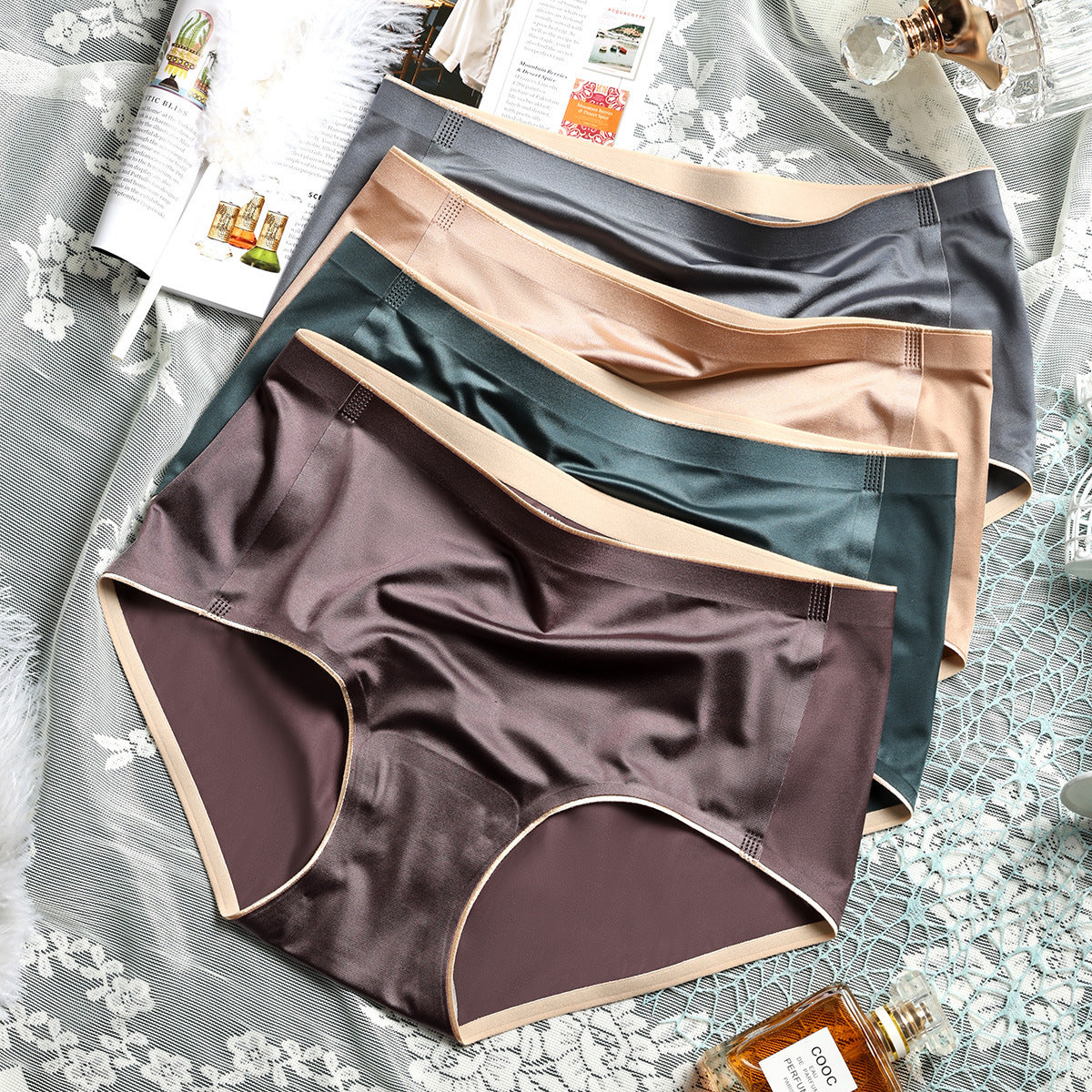 Antibacterial Modal Crotch Seamless Hip Lifting Breathable Briefs