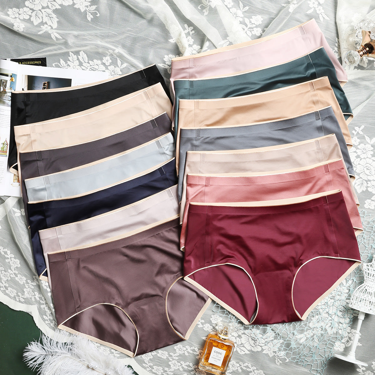 Antibacterial Modal Crotch Seamless Hip Lifting Breathable Briefs