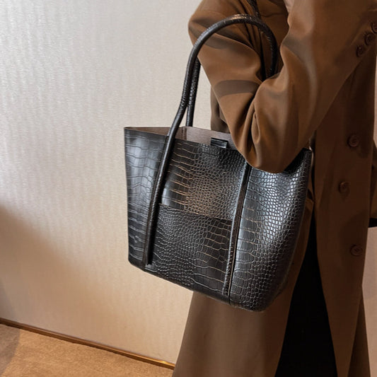Women's Shoulder Soft Faux Leather Western Style Large Capacity Commuter Tote Bag
